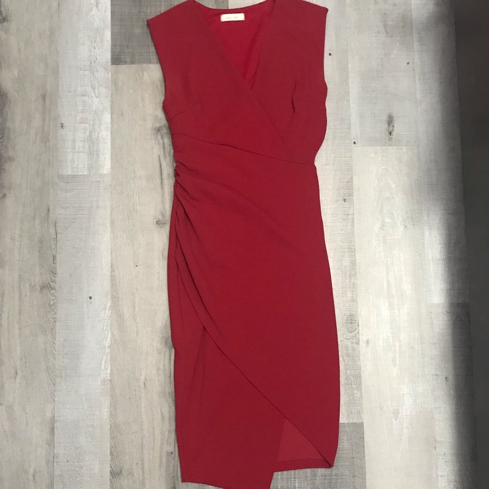 Fitted Red Midi Dress Size Small